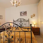 Nyaraló Casa Kefera A *